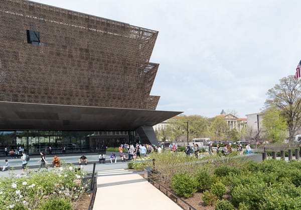 People sporadically gathered outside of a D.C. museum. 